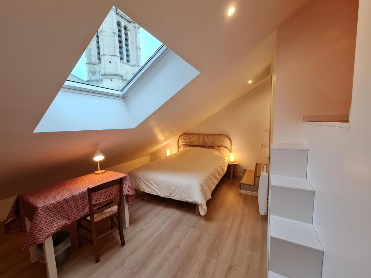 Le Saint Christophe - Mairie D'Aubervilliers Ligne 12 外观 照片